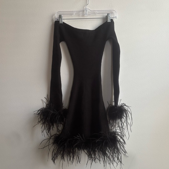 Lovers and Friends | Ellerie Feather Knit Mini Dress - Picture 3 of 5